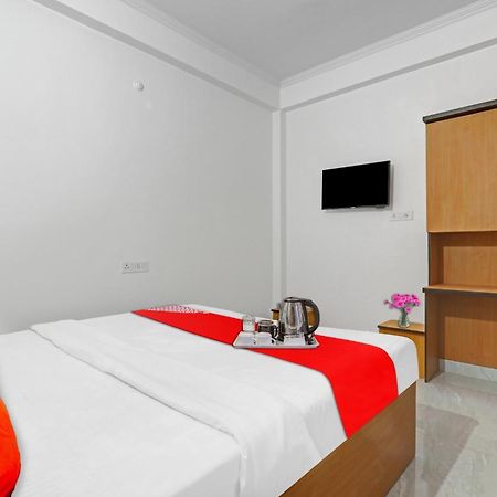 Hotel O Sai Galaxy Hotel & Restaurant Kanpur Esterno foto