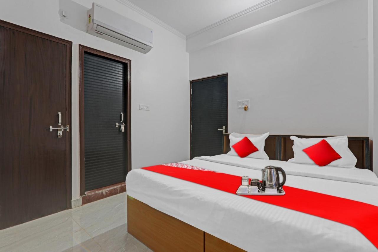 Hotel O Sai Galaxy Hotel & Restaurant Kanpur Esterno foto