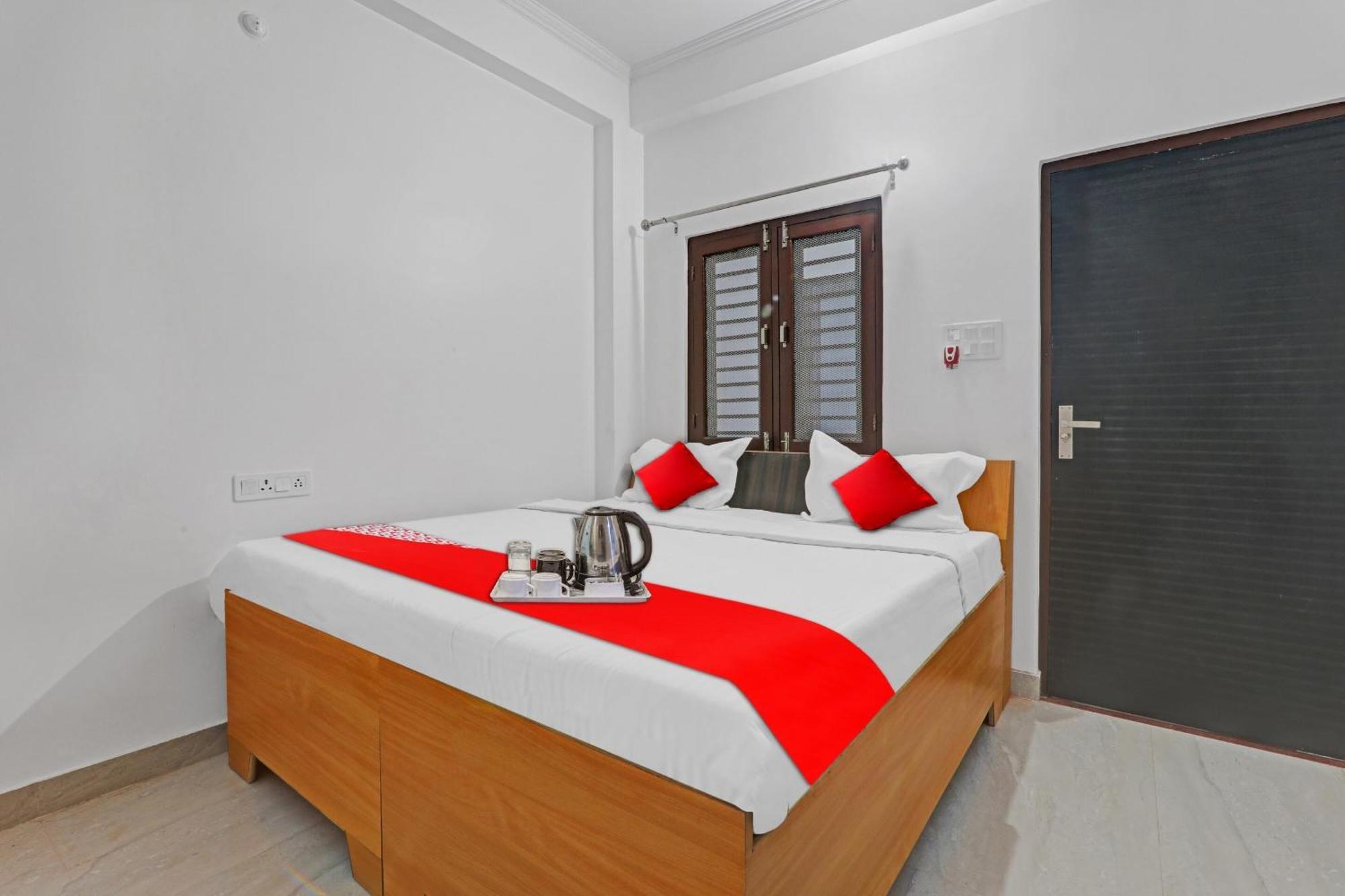Hotel O Sai Galaxy Hotel & Restaurant Kanpur Esterno foto